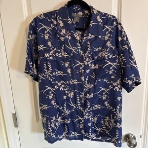 Silk Icon Vintage Women's Blue Silk Floral Button Down Shirt Size Medium